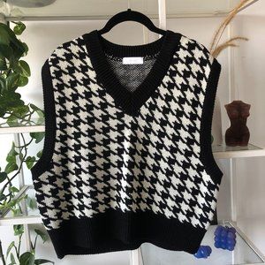 Oak + Fort Houndstooth sweater vest
